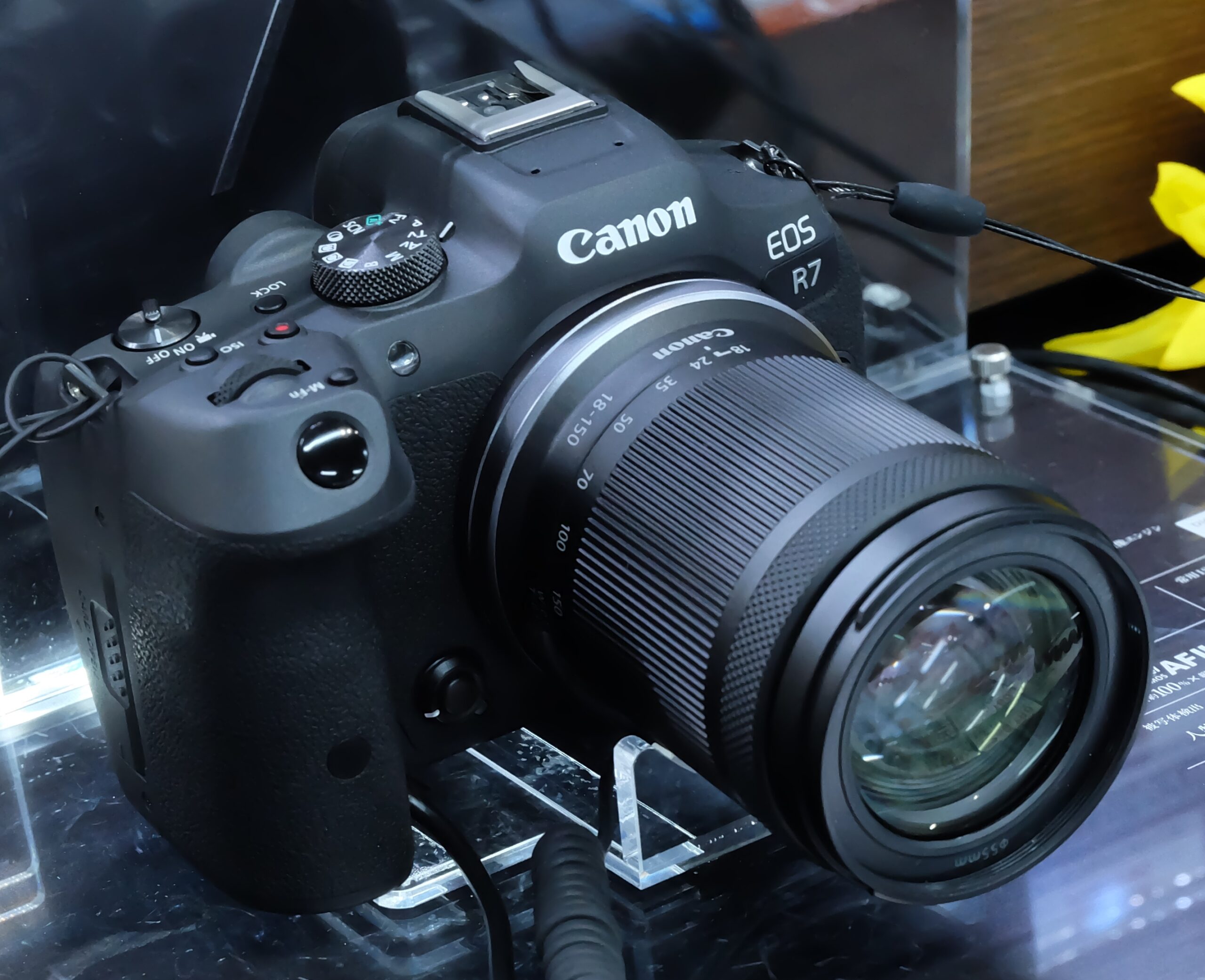 CANON EOS R7 - Image 2